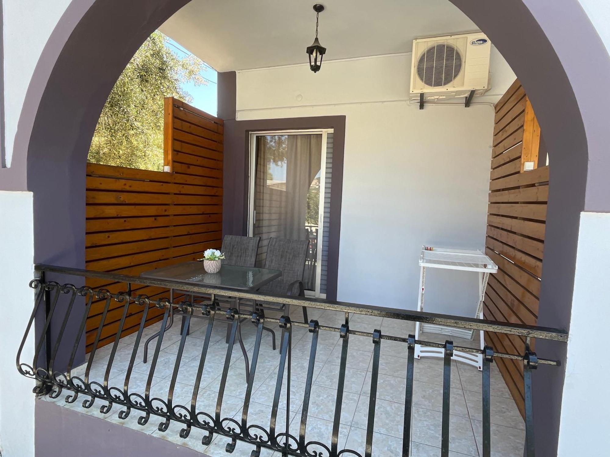 Nikos Studios Keri Extérieur photo